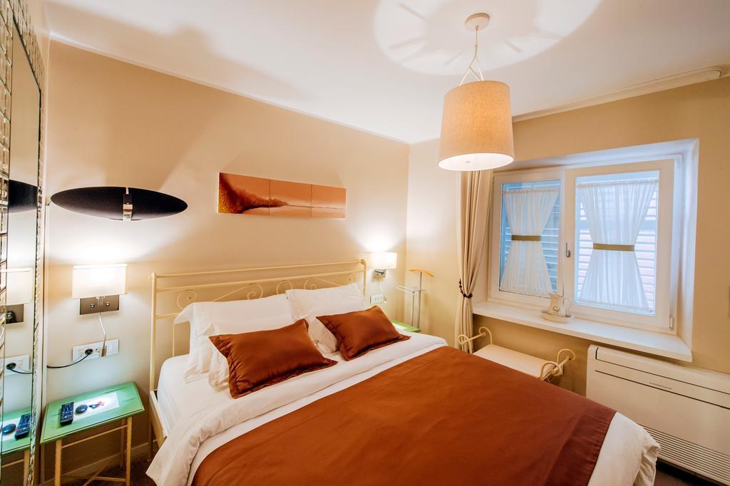 Suites One Zadar Room photo